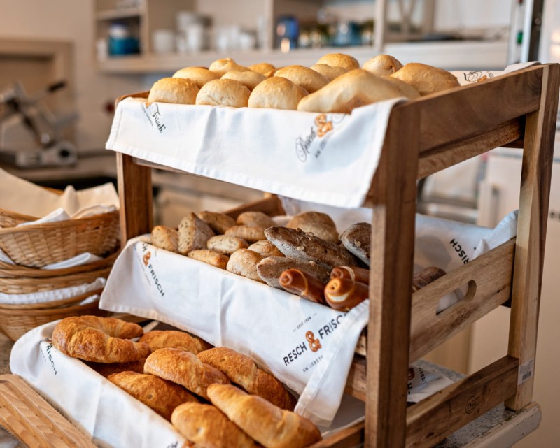 Frisches Brot und Gebäck © Lorenz Masser