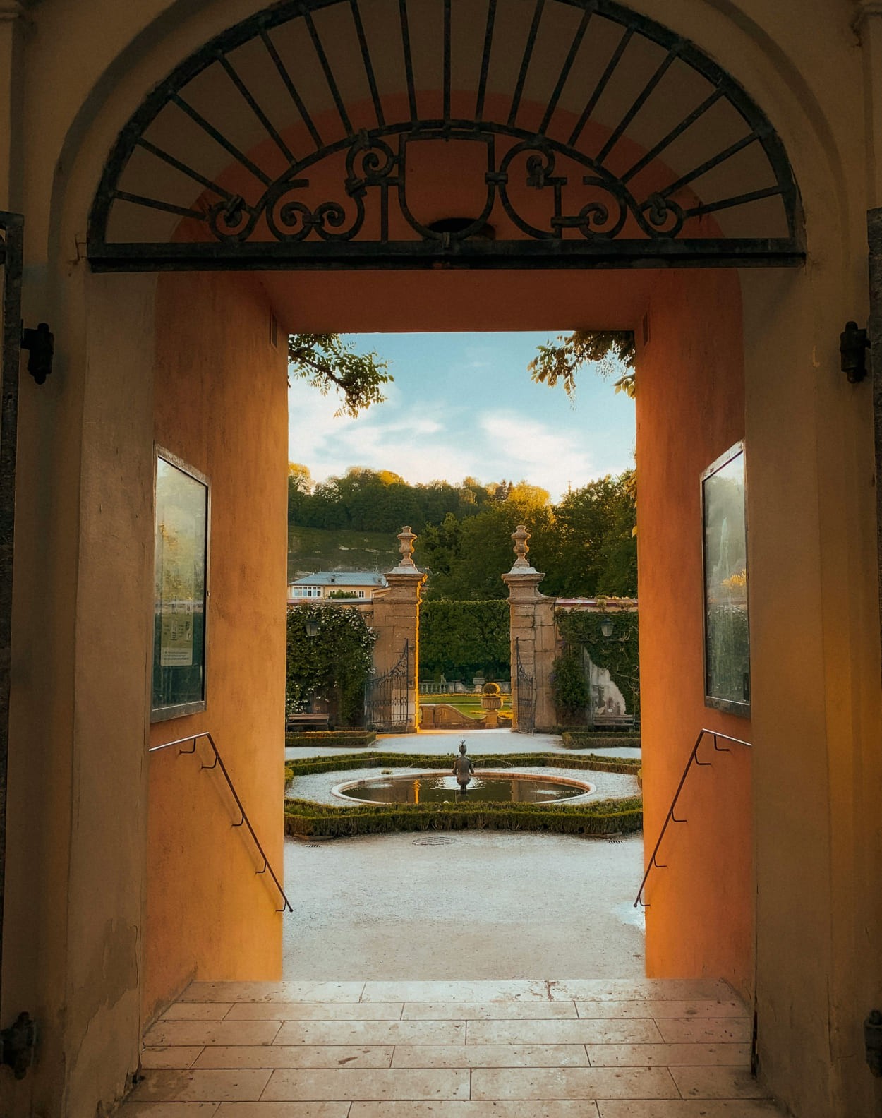 Mirabellgarten © Kateryna Ivasiva auf unsplash.com