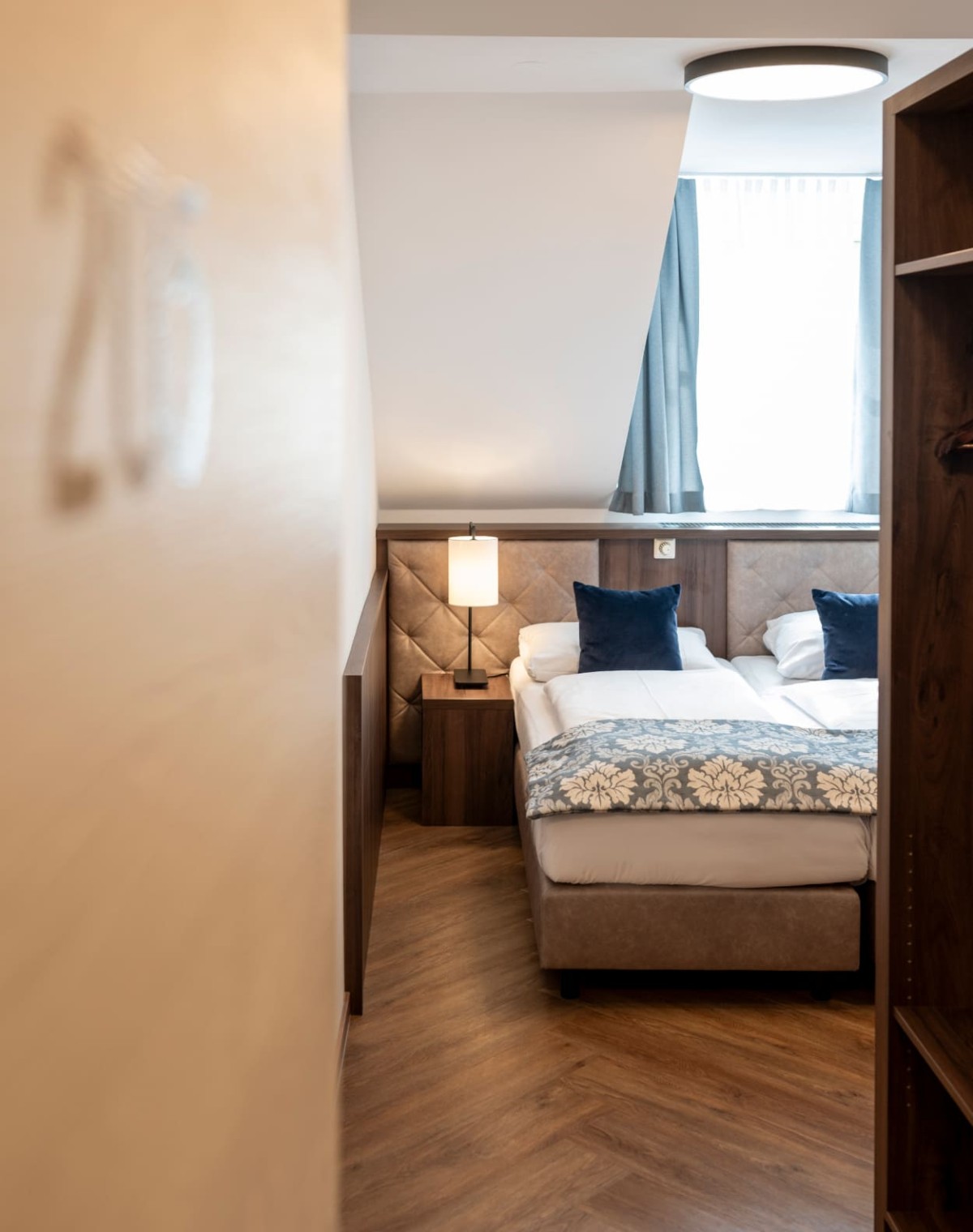 Einblick ins Doppelzimmer © Lorenz Masser