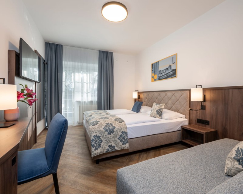 Doppelzimmer mit Balkon © Foto von Lorenz Masser